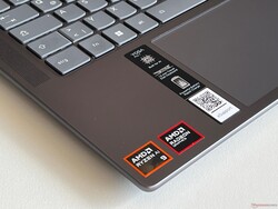 A Yoga Pro 7 a Lenovo első AMD Zen 5-tel szerelt laptopja.