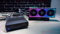 Minisforum MS-A1 és Minisforum DEG1 eGPU dokkoló az Nvidia GeForce RTX 4090 processzorral