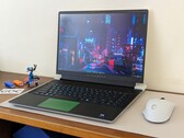 Alienware x16 R2 laptop felülvizsgálata: Az x16 R1-től egy lépéssel arrébb