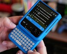 A Clicks Keyboard már elérhető a Android weboldalon található bizonyos telefonokhoz, köztük a Motorola Razr 2024 sorozathoz. (kép forrása: Clicks)