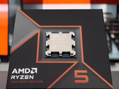 Áttekintés: Az AMD Ryzen 5 9600X asztali CPU-ja a hatékony Zen 5 architektúrának köszönhetően az Intel Raptor Lake CPU-kat öregnek tünteti fel