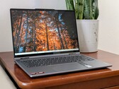 Lenovo Yoga 7 2-in-1 14AHP9 felülvizsgálat: Gyors középkategóriás konvertibilis, amelyet a gyenge kijelző húz lefelé