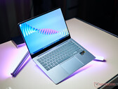 Samsung Galaxy Book4 Edge 14 laptop felülvizsgálata - Közel csendes társ által hajtott Snapdragon X Elite