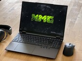 Schenker XMG Evo 15 (M24) Laptop felülvizsgálat - Német Ultrabook fényes kijelzővel és kiváló karbantartási lehetőségekkel