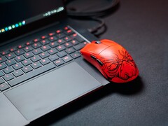 Razer Viper V3 Pro Faker Edition színváltozat. 