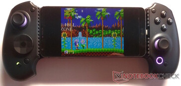 A Sonic the Hedgehog játék azonnal otthonosan érezte magát az Abxylute S9 kontrollerrel. (Kép forrása: Notebookcheck)