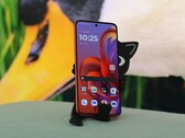 Motorola Edge 50 Neo okostelefon áttekintés - Kompakt vagy nagy kijelző? Ez a telefon mindkettőre képes.