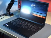 Lenovo ThinkPad T16 Gen 3 laptop felülvizsgálat: Nagy képernyő, nagy akkumulátor, de nem túl nagy teljesítmény