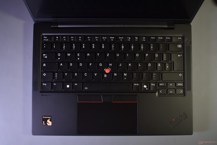 Lenovo ThinkPad T14s Gen 6: Billentyűzet