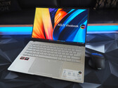 Asus VivoBook S 14 OLED laptop felülvizsgálat: A Ryzen AI 9 HX 370 sikeres teljesítménye