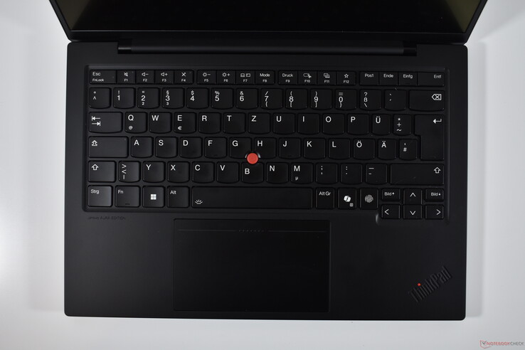 Lenovo ThinkPad X1 Carbon Gen 13 Aura Edition: Billentyűzet