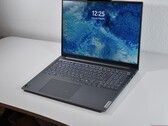 Több mint 24 órás akkumulátor-üzemidő kevesebb mint 1000 dollárért: Lenovo ThinkBook 16 G7 QOY laptop felülvizsgálata