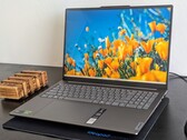 Lenovo Yoga Pro 9 16IMH9 laptop felülvizsgálata: 75 W-os GeForce RTX 4050 túlteljesítménye