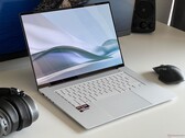 Asus ZenBook S 16 OLED laptop felülvizsgálata: Ryzen AI 9 365 és Radeon 880M premierje