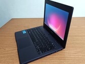 Asus ExpertBook BR1104CGA felülvizsgálat: csendes oktatási laptop nagy akkumulátor-üzemidővel köszönhetően Intel N100