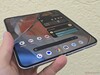 Google Pixel 9 Pro Fold okostelefon Notebookcheck felülvizsgálat (kép forrása: Marcus Herbrich)