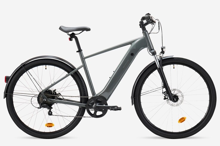 A hihg-vázas Decathlon Rockrider E-ACTV 100 e-bike (Kép forrása: Decathlon)