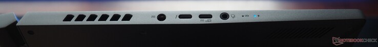 Bal oldal: DisplayPort 1.4 és PowerDelivery), USB-C 3.1 Gen 2, audio