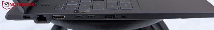 Balra: tápellátás, LAN, HDMI 2.1, USB-C 4, USB-C 3.2 Gen2, USB-A 3.2 Gen2, fejhallgató-csatlakozó